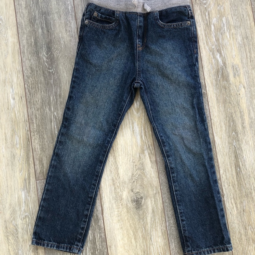 Like new Boy 5T blue Jeans